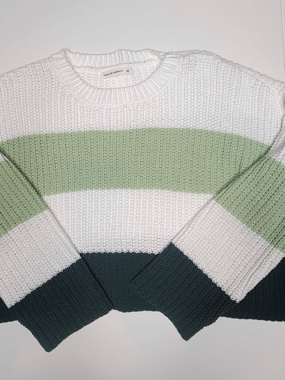 Moon & Madison Size M Grandmacore White, Sage & Forest Colorblock Sweater